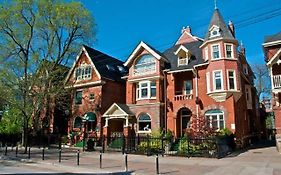 Madison Manor B&B&Pub